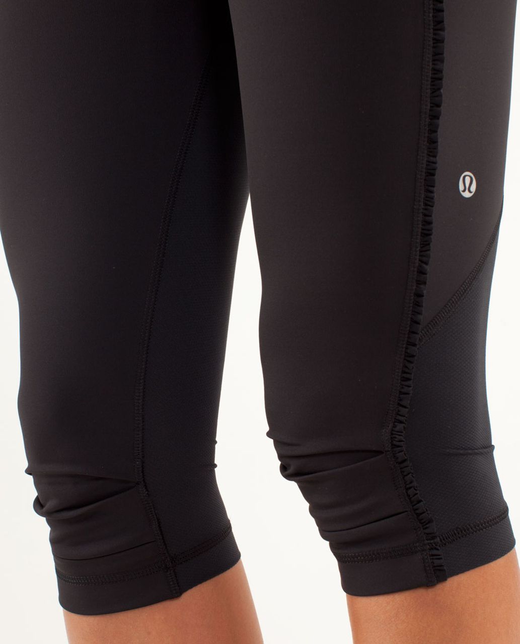 Lululemon Runnin' With My Homies Crop - Black