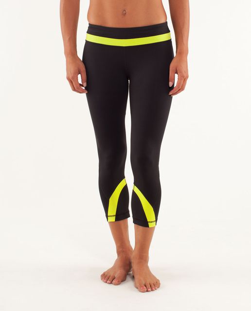 Lululemon run inspire crop size 6