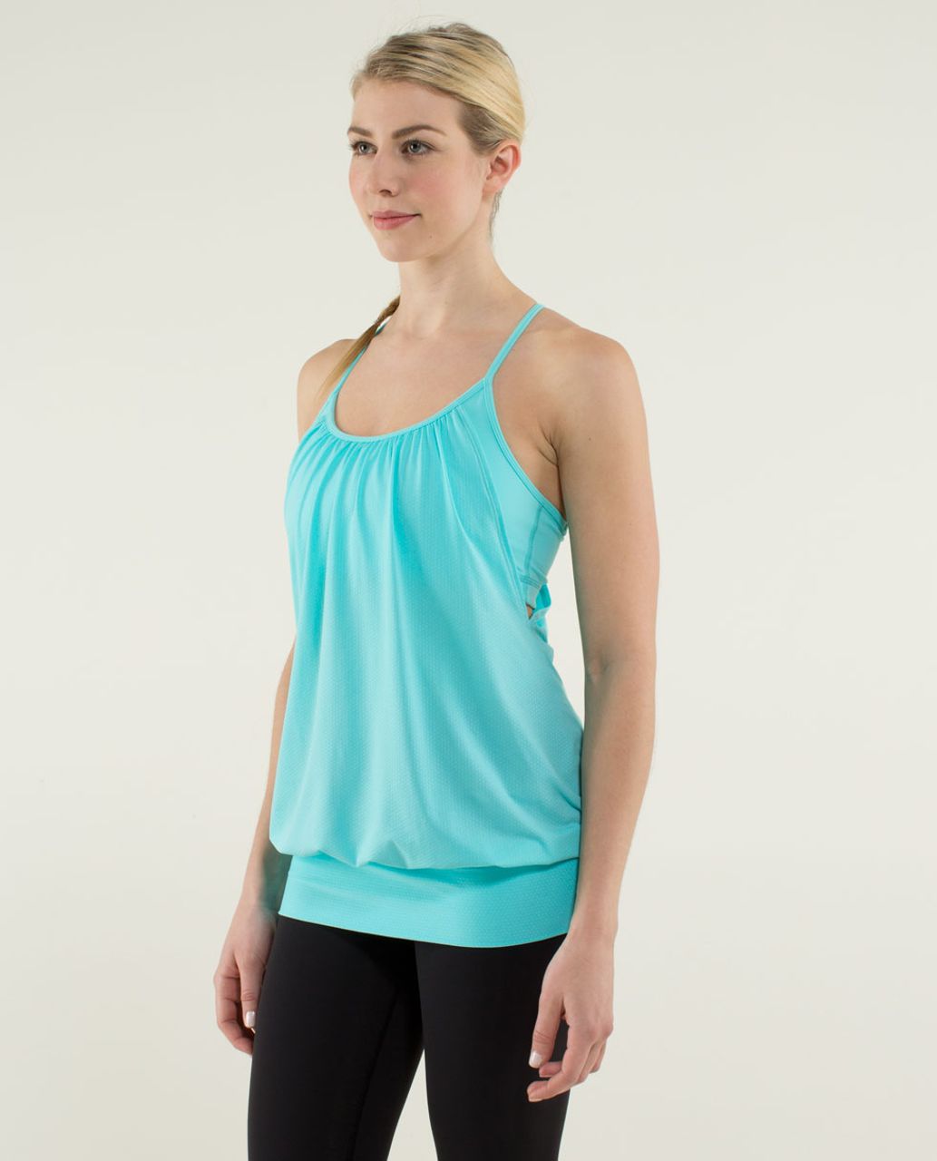 Lululemon No Limits Tank - Angel Blue - lulu fanatics