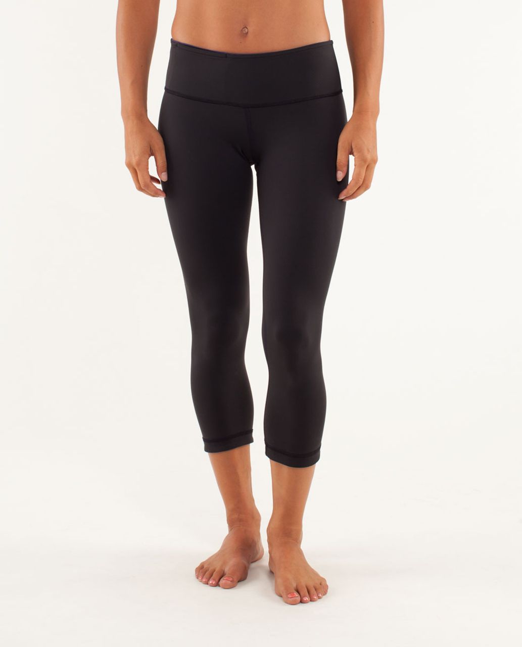 lululemon wunder under crop reversible