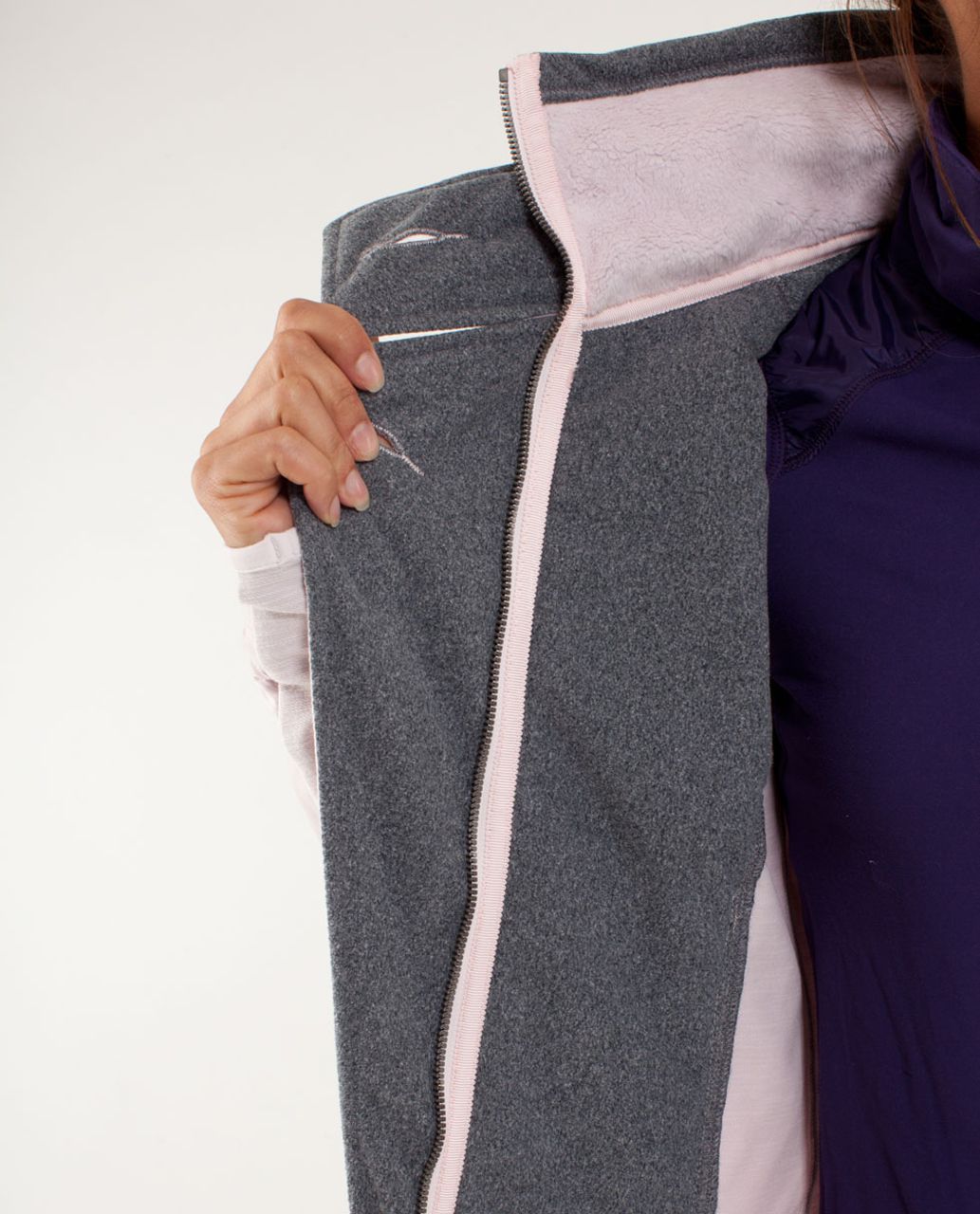 Lululemon Pedal Power Jacket - Neutral Blush