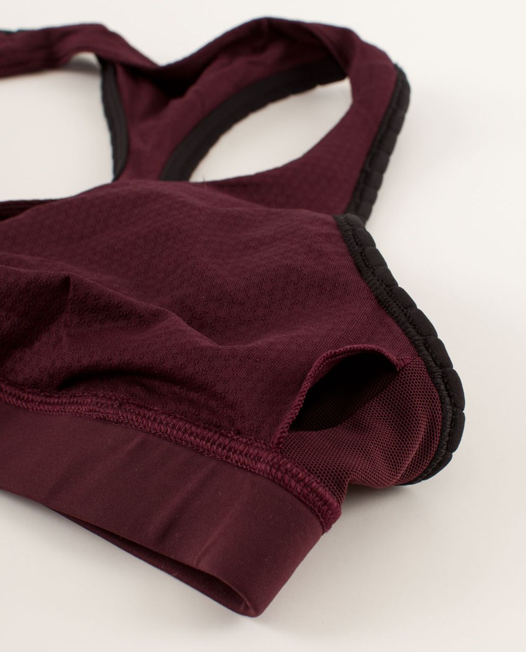 Lululemon Breath Of Fire Bra - Bordeaux Drama - lulu fanatics