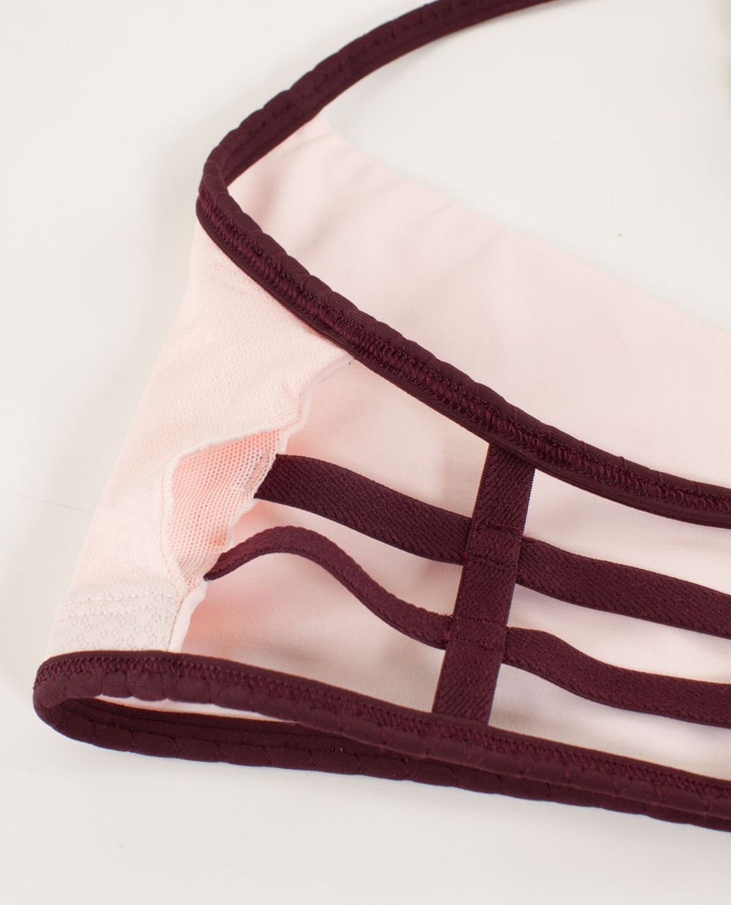 Lululemon Hot Spell Bra - Pretty Pink / Bordeaux Drama