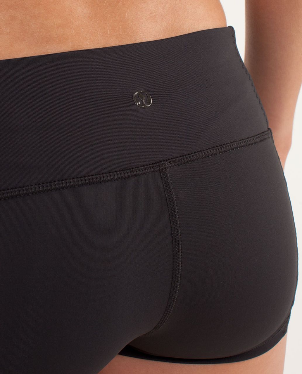 Lululemon Hot Spell Short - Black