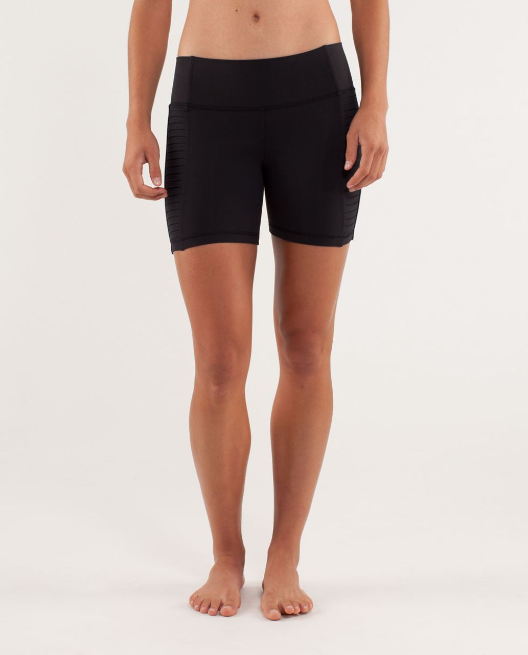 Lululemon Breath Of Fire Short - Black