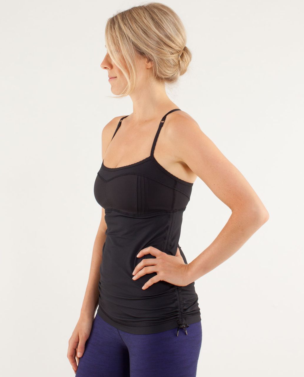 My Superficial Endeavors: Lululemon Hot Class Tank