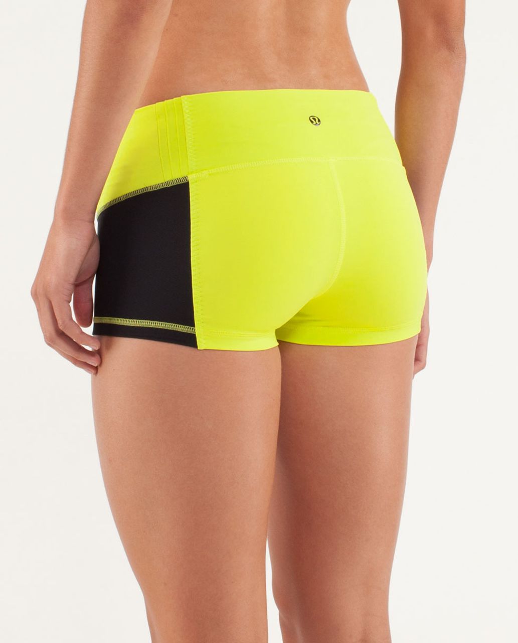 Lululemon Hot Spell Short - Split Pea / Black