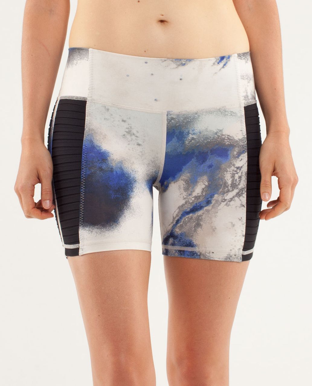 Lululemon Breath Of Fire Short - Milky Way Multi / Black