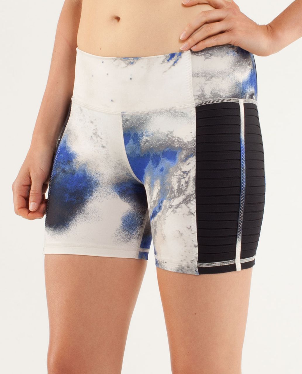 Lululemon Breath Of Fire Short - Milky Way Multi / Black