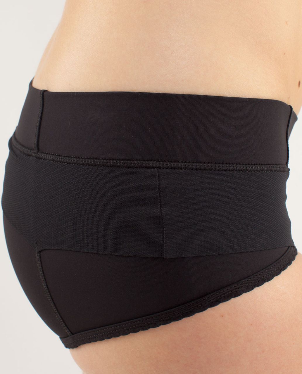 Lululemon 105 F Short - Black