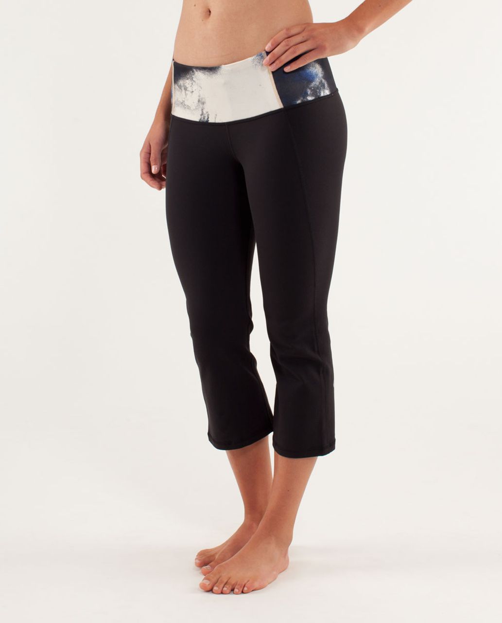 Lululemon Gather & Crow Crop II - Black - lulu fanatics