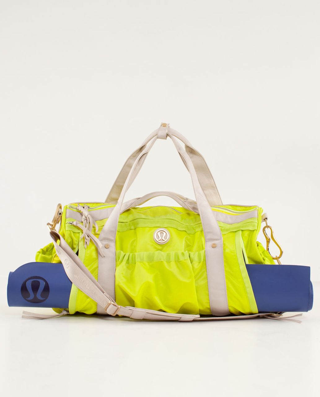 Lululemon Keep On Running Duffel - Split Pea