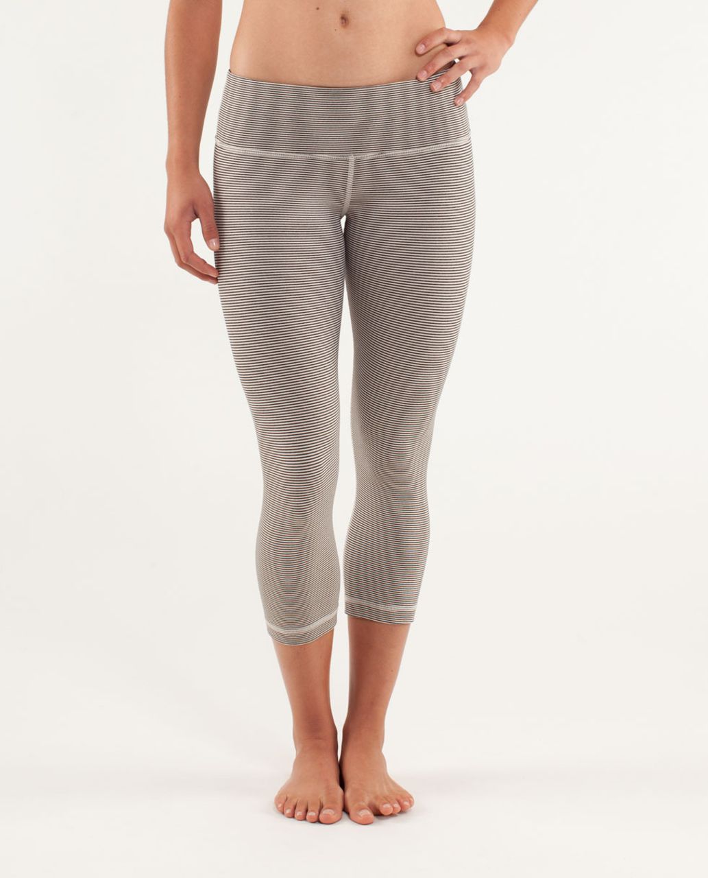 Lululemon 2 Wunder Under Crop Hi-Rise 21” Legging Deep Luxe