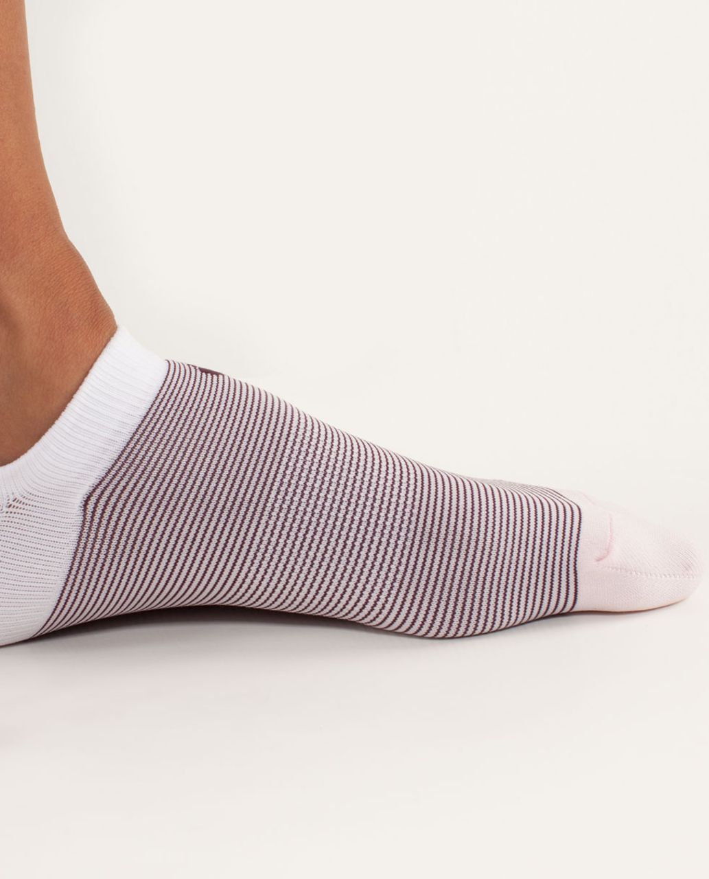 Lululemon Women's Featherweight Sock - Feeder Stripe Pretty Pink / Bordeaux Drama / White