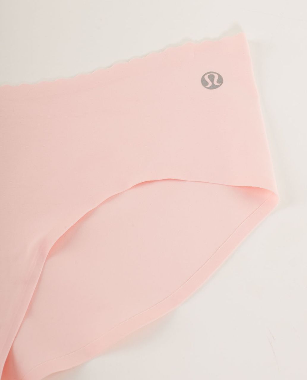 Lululemon Groovy Girlshort - Pretty Pink