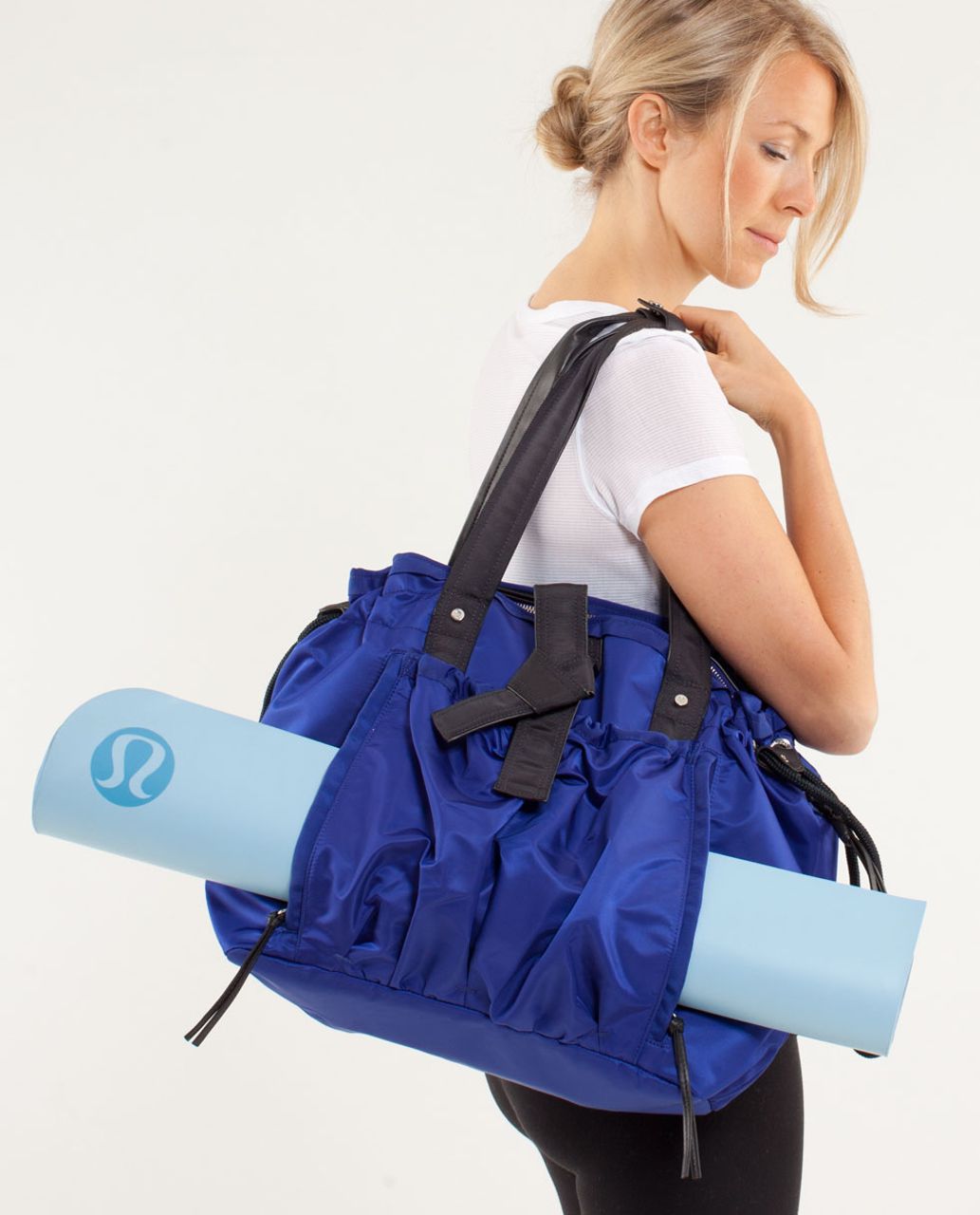 Lululemon Everywhere Duffel Mini 4.5L - Black - lulu fanatics