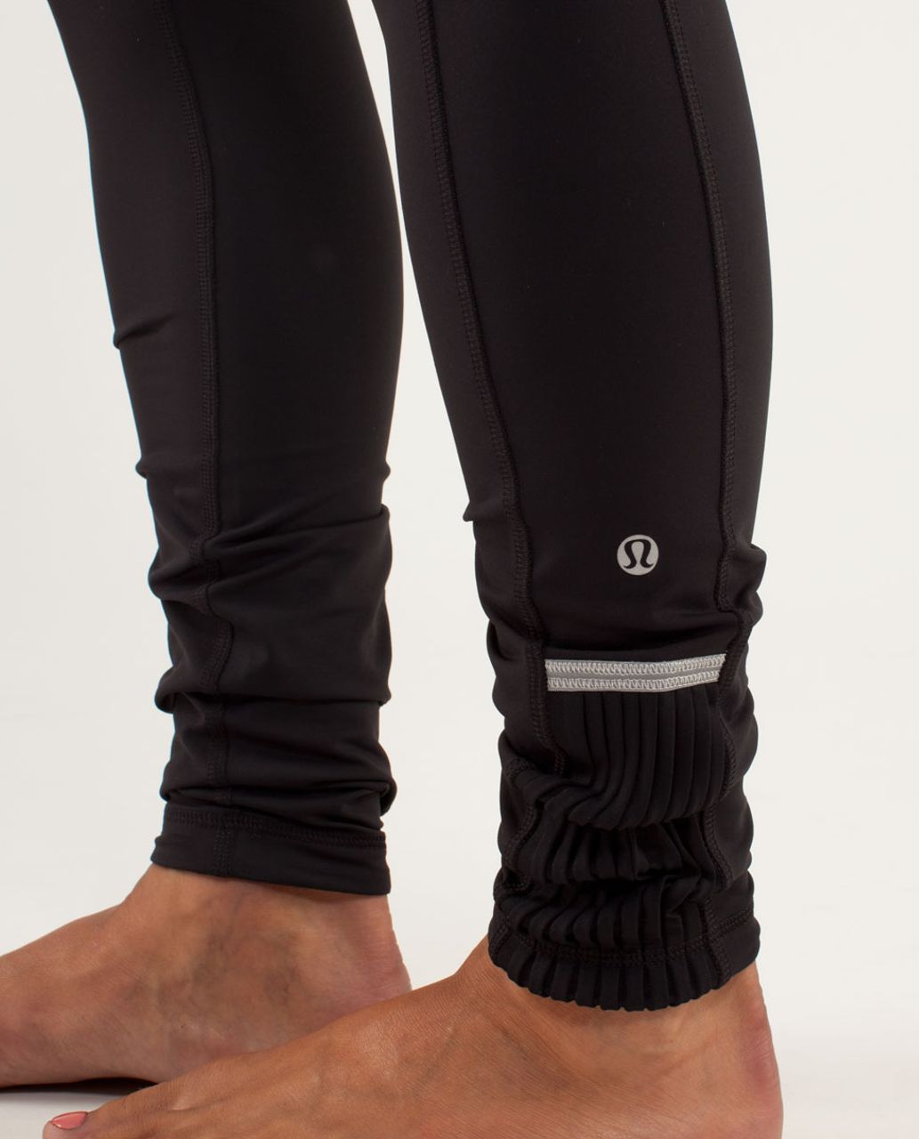 Lululemon Star Runner Tight - Black /  Pretty Pink