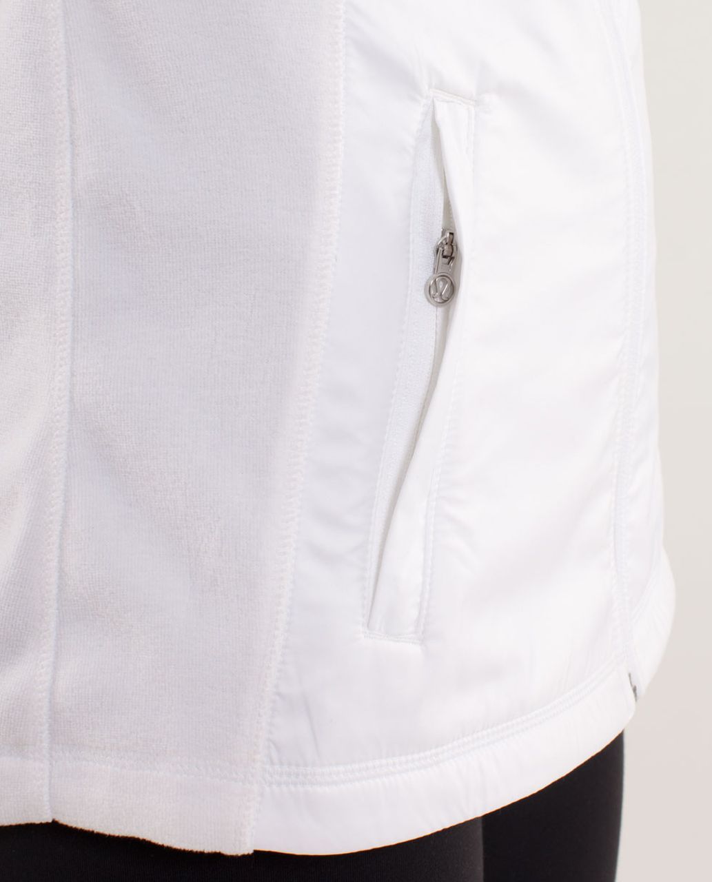 Lululemon Run:  Gust Buster Jacket - White