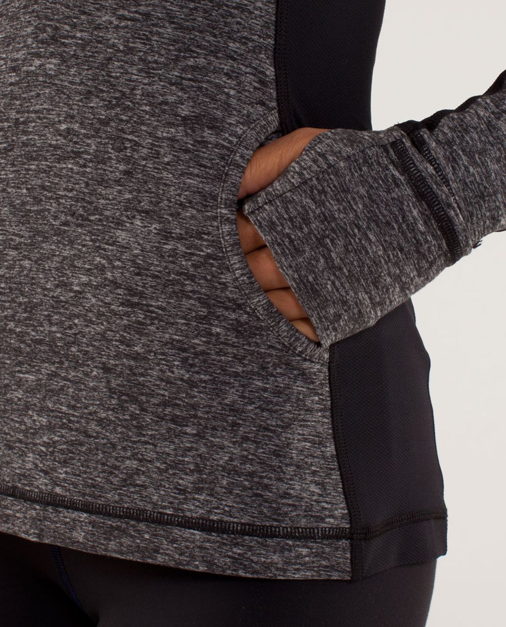 Lululemon Star Runner Pullover (First Release) - Black