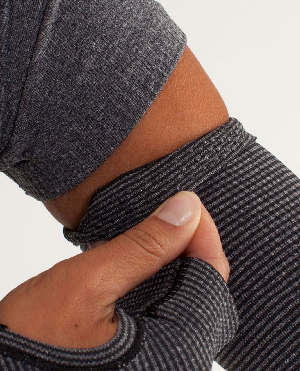 Lululemon Swiftly Arm Warmers (First Release) - Black