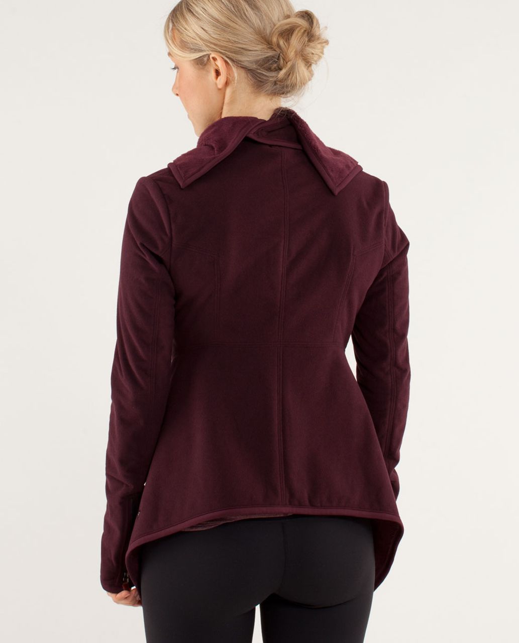 Lululemon Presence Of Mind Jacket - Bordeaux Drama