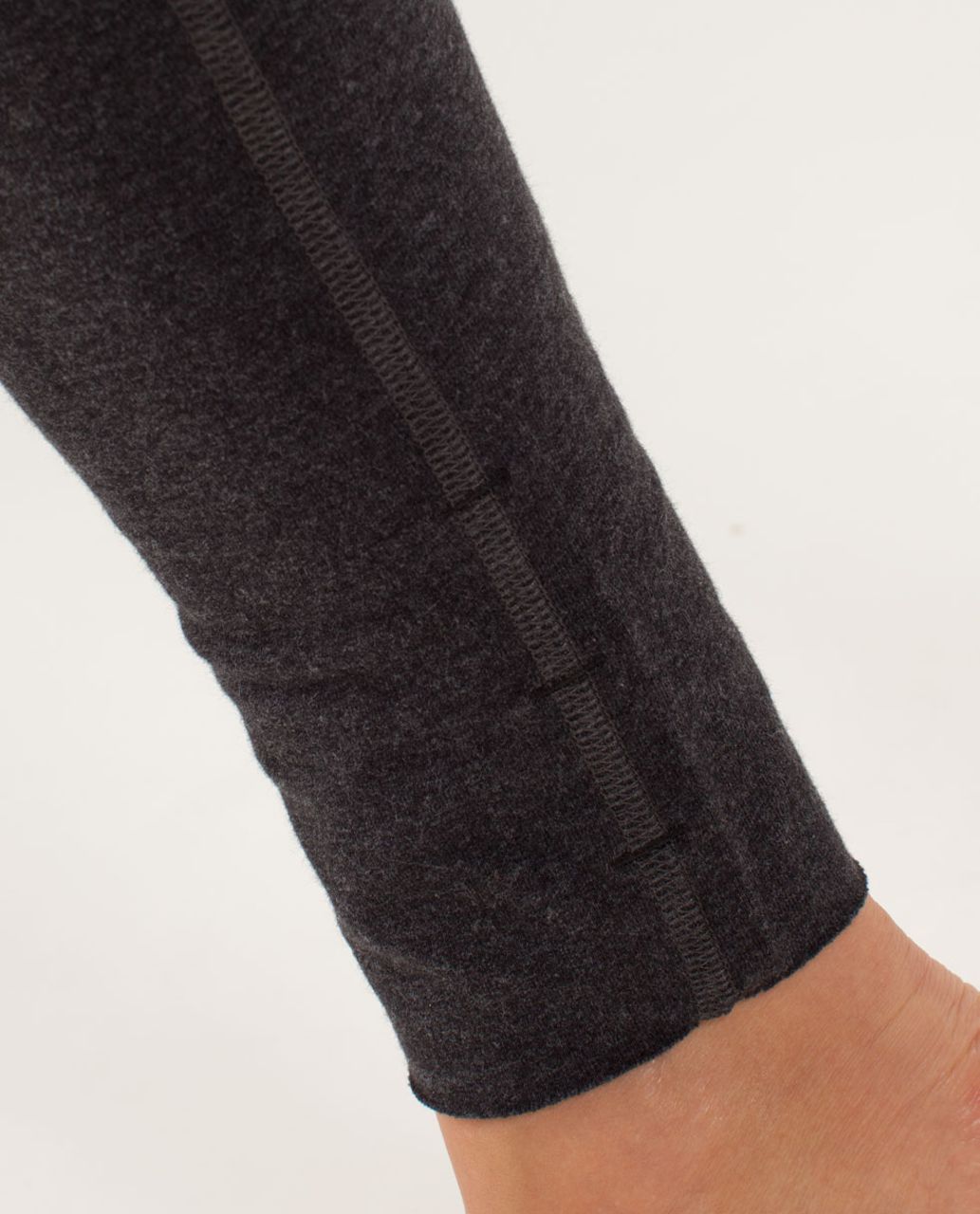 Lululemon Find Your Mantra Pant - Heathered Medium Grey / Heathered Dark  Grey - lulu fanatics