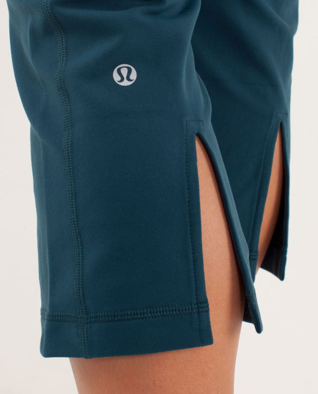 Best 25+ Deals for Lululemon Gather And Crow Crop