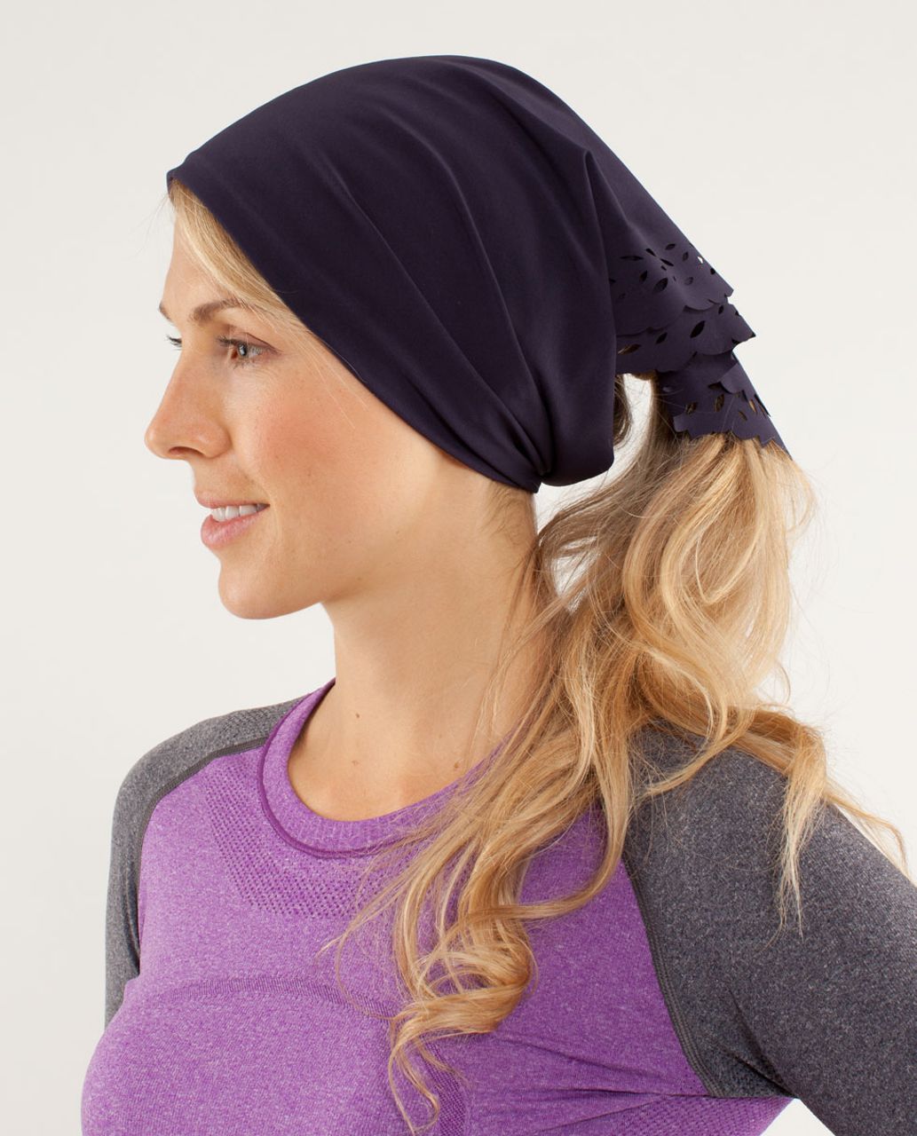 Lululemon Barely There Bandana - Black Swan