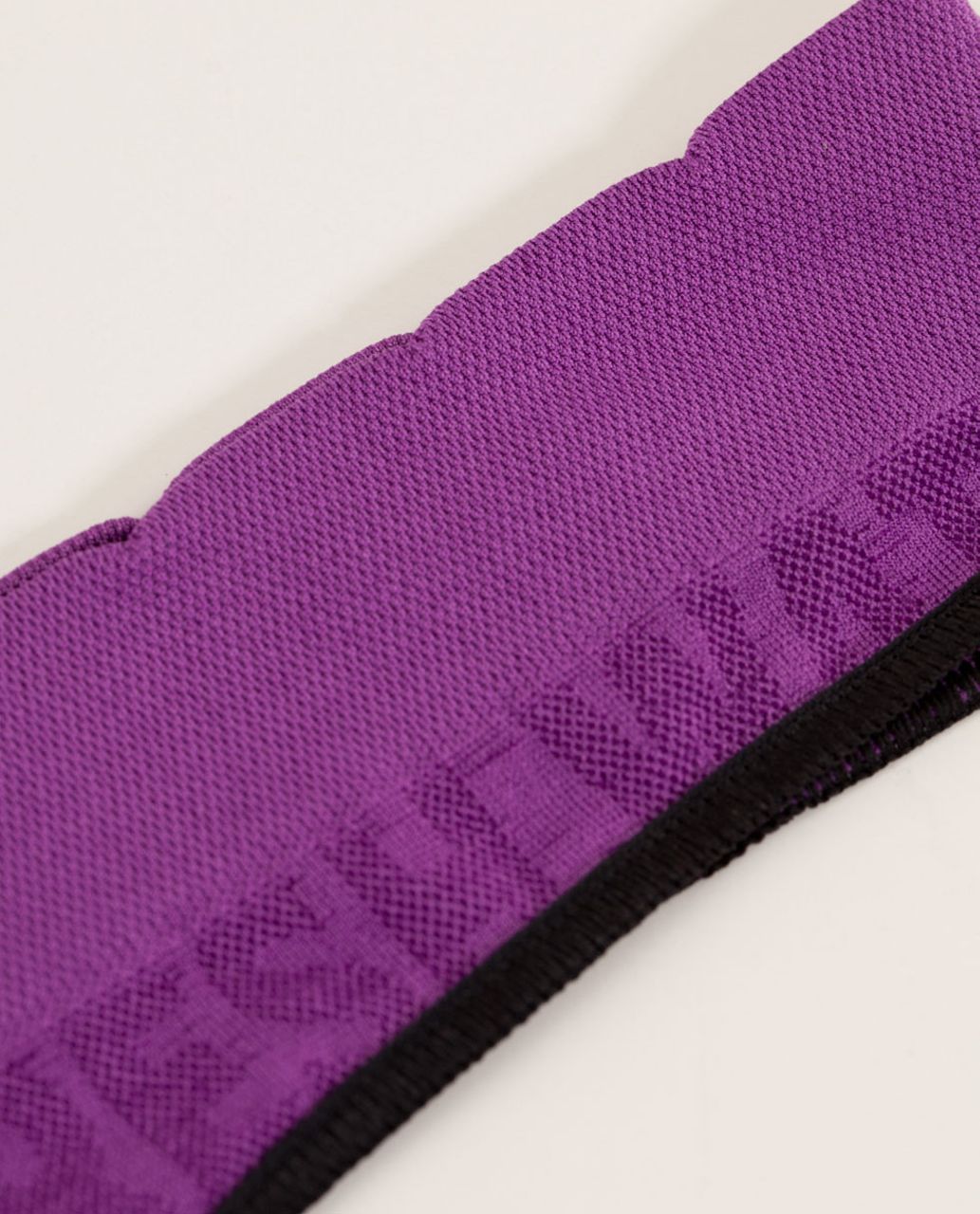 Lululemon Premium Technithong - Tender Violet