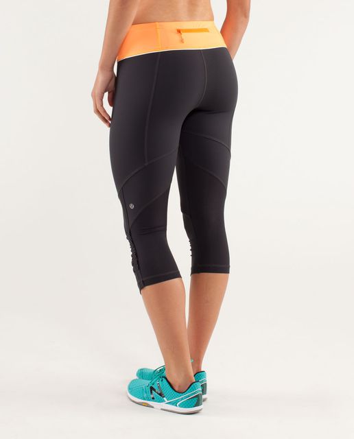 Lululemon Run For Your Life Crop in Black. Lululemon - Depop