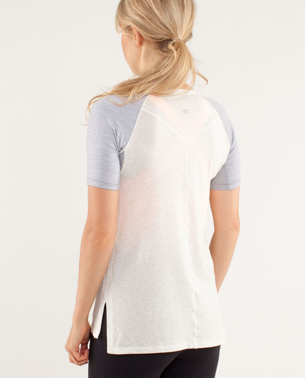 Lululemon Spincity Tee - Heathered Polar Cream / Silver Slate