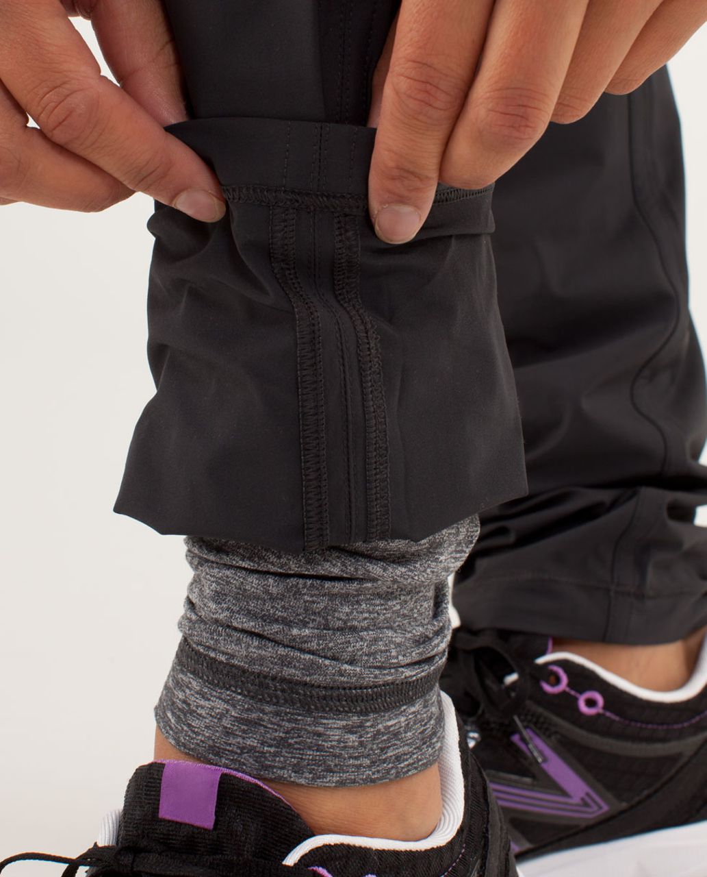 Lululemon Run With Rover Pant - Deep Coal