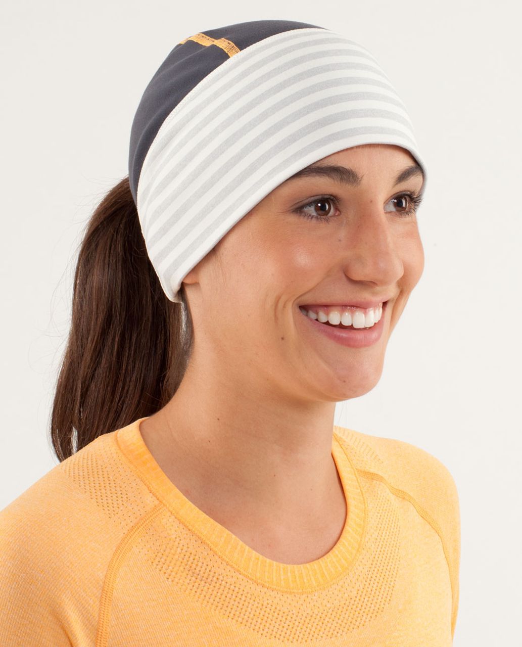 Lululemon Brisk Run Toque - Macro Micro Stripe Polar Cream H. Silver Slate / Heathered Coal