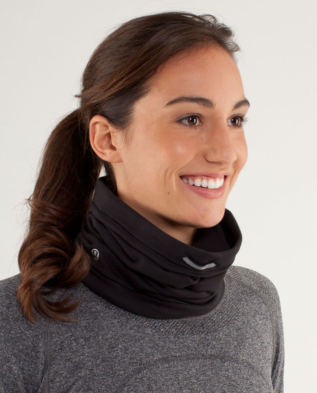 Lululemon Totally Toasty Neck Warmer Nimbus Black Wht Sherpa