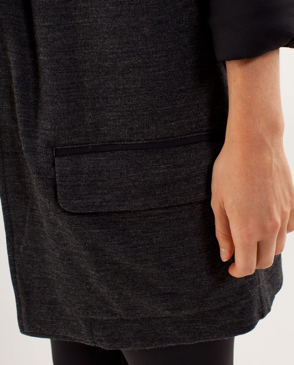 Lululemon Clutch Coat - Black