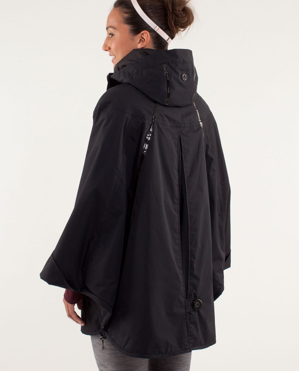 Lululemon Peak To Peak Poncho - Black