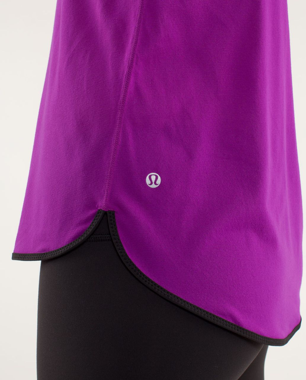 Lululemon 105 F Singlet - Tender Violet / Black