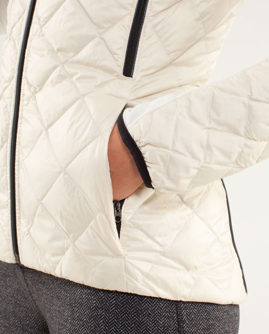 Lululemon Run:  Turn Around Jacket - Polar Cream / Black