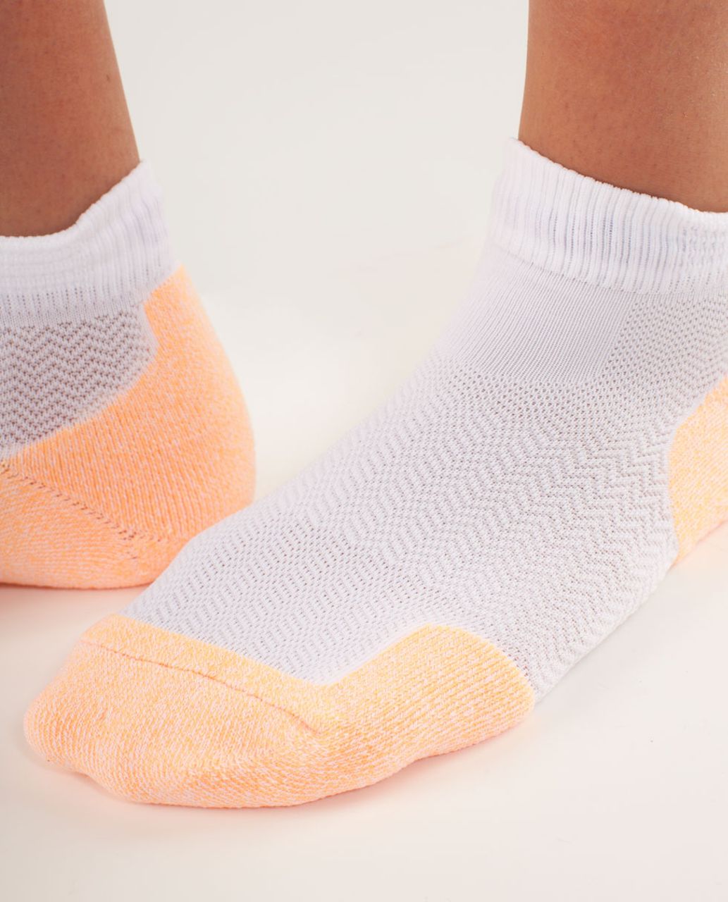 Lululemon Women's Ultimate Padded Run Sock - Creamsicle Pop