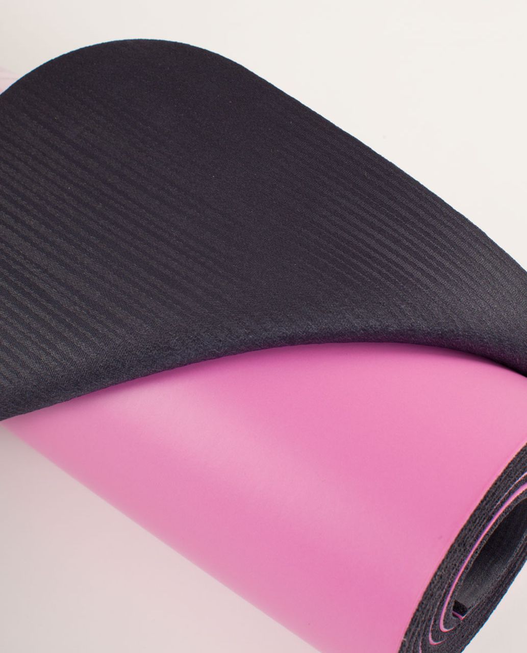 Lululemon The Mat - Raspberry Glo Light / Black Swan