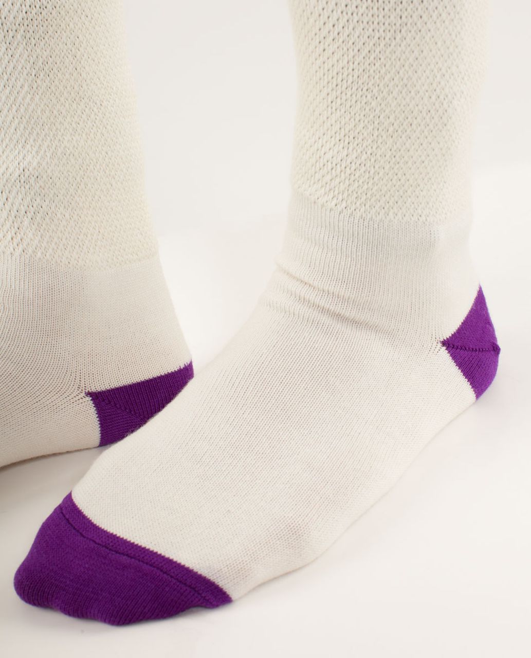 Lululemon Savasana Sock - Polar Cream / Tender Violet