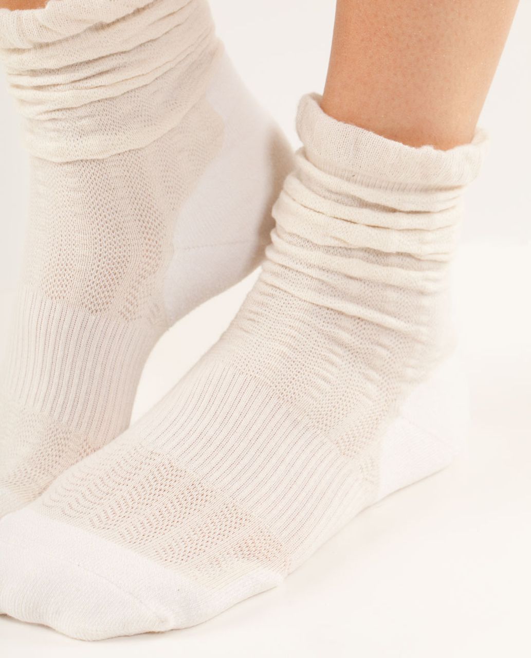 Lululemon The Method Sock - Polar Cream - lulu fanatics