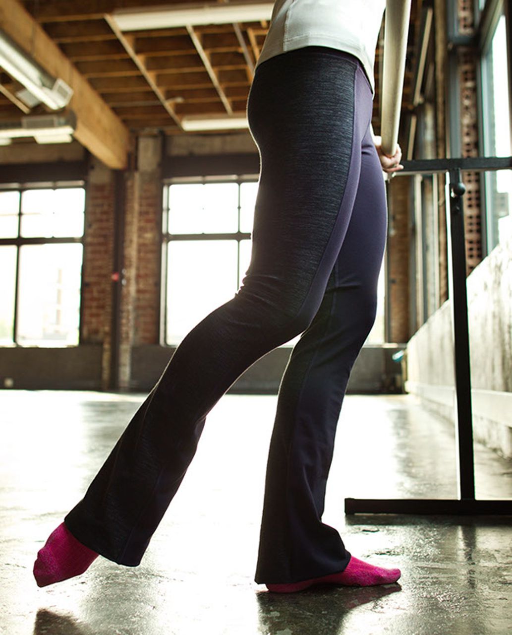 Lululemon Barre Pulse Pant (Regular) - Black Swan / Reversible Slub Denim Black Swan