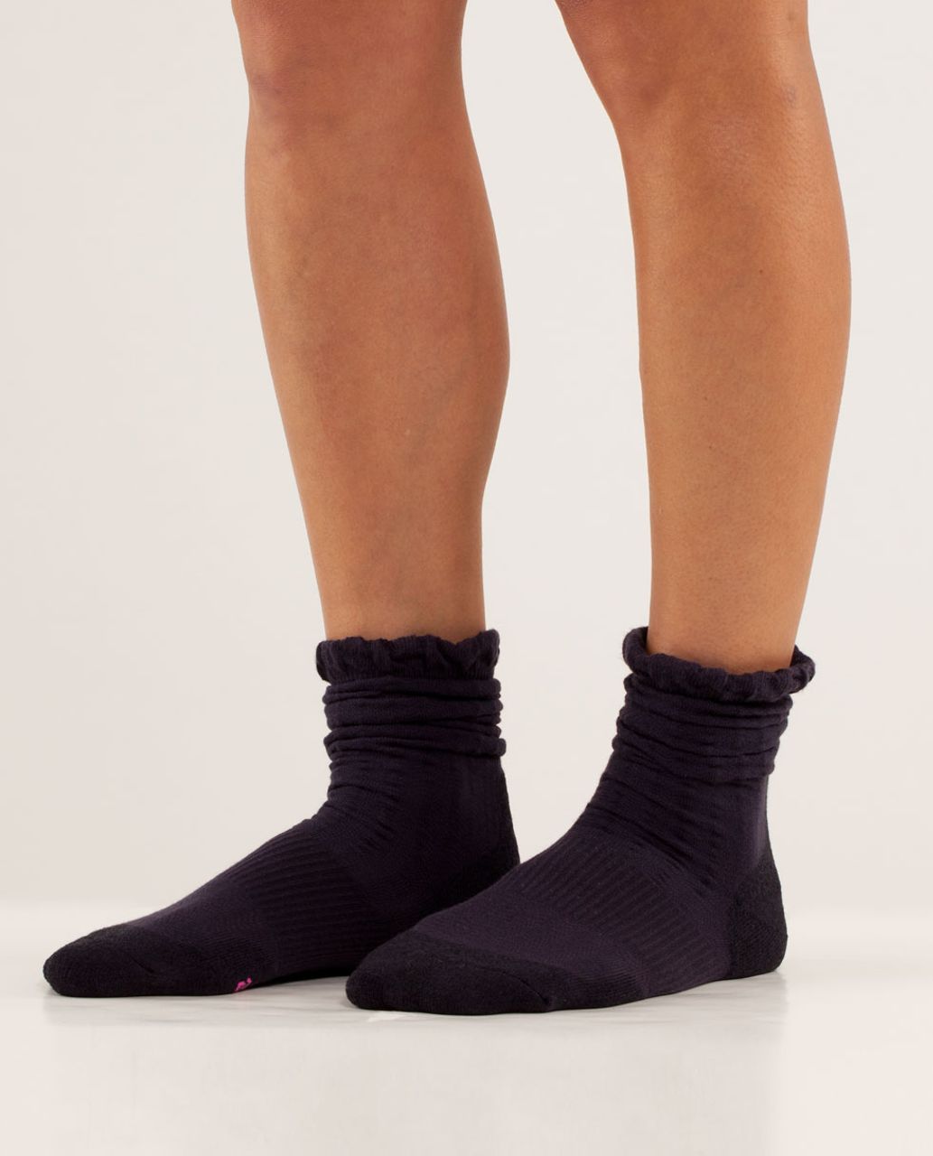 Lululemon The Method Sock - Black Swan