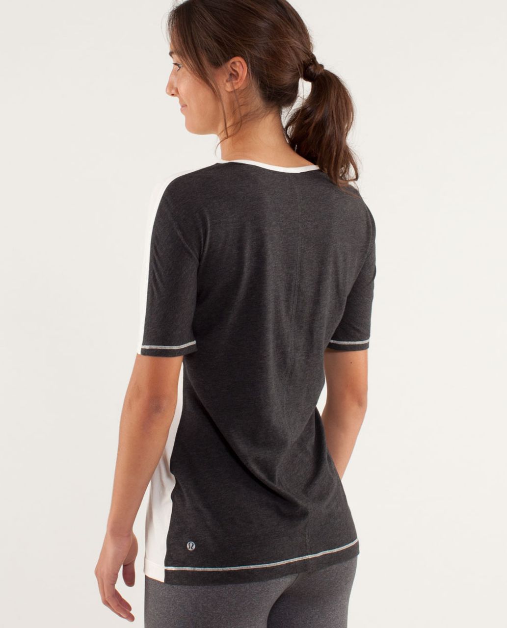 Lululemon Devotion Tee Short Sleeve - Polar Cream / Heathered Black