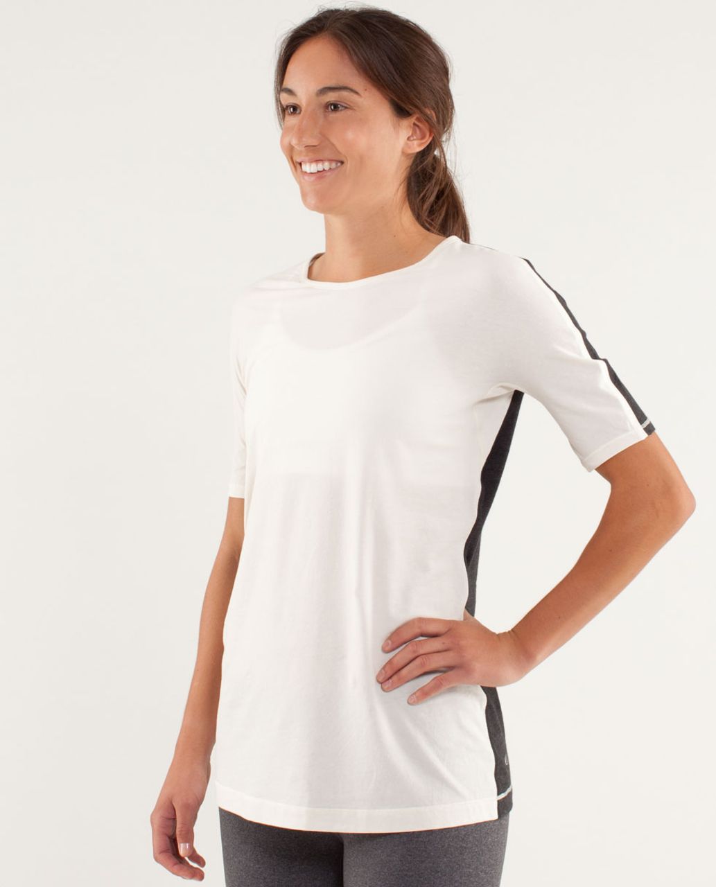 Lululemon Devotion Tee Short Sleeve - Polar Cream / Heathered Black