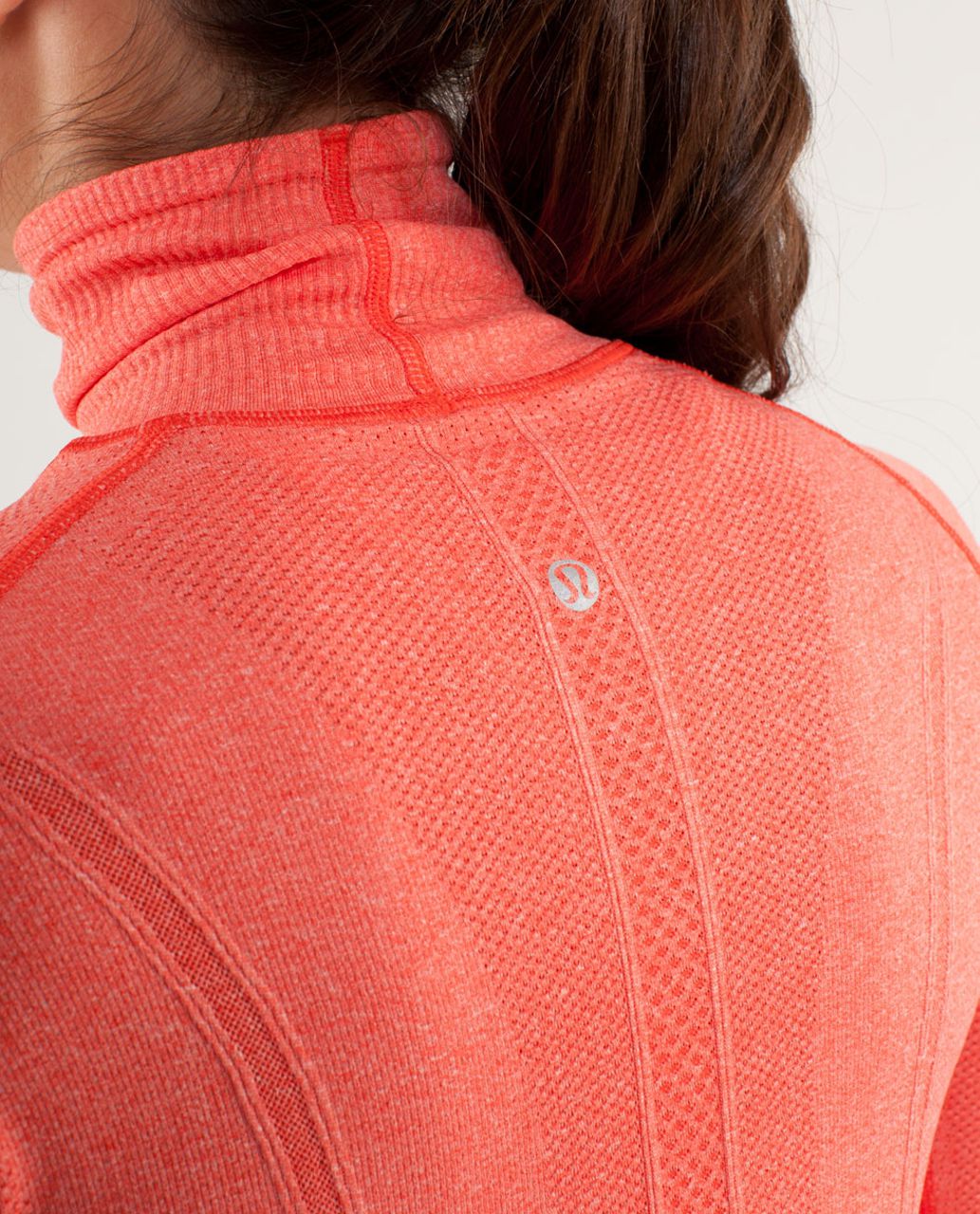 Lululemon Run:   Swiftly Turtleneck - Love Red