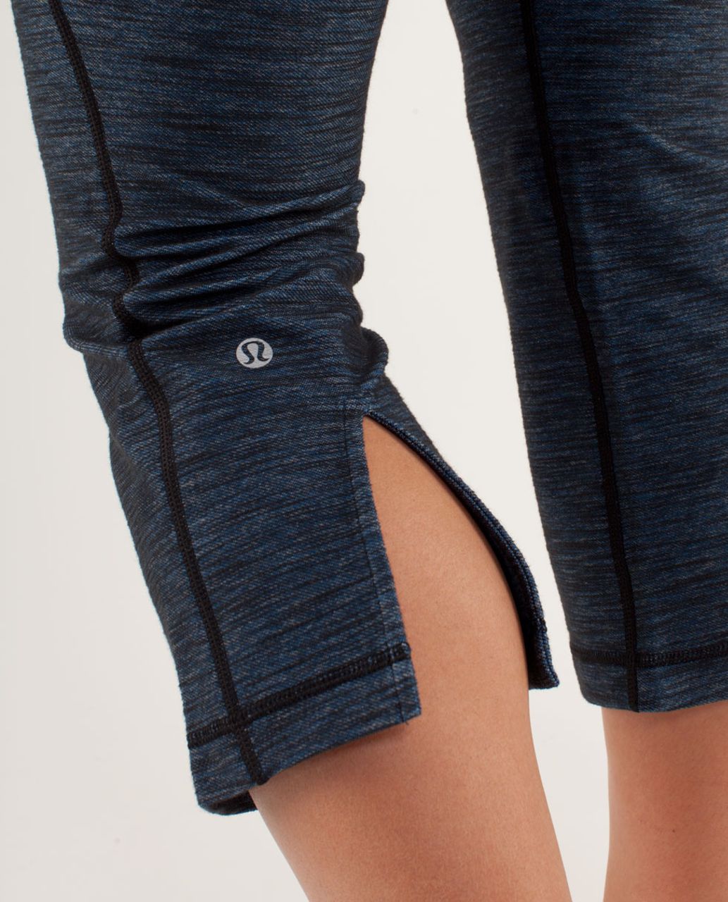 Lululemon Gather & Crow Crop - Limitless Blue / Slope Stripe Limitless Blue Heathered Black