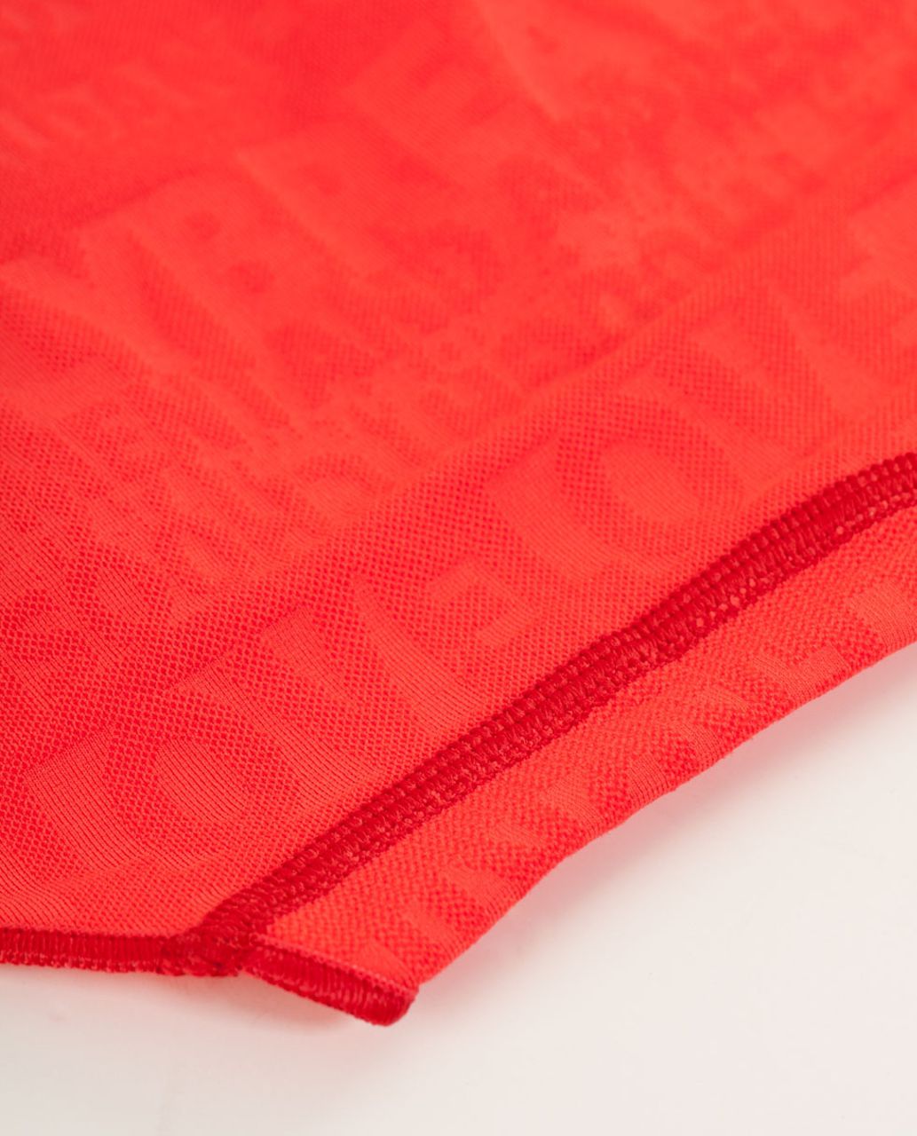 Lululemon Premium Technikini - Love Red