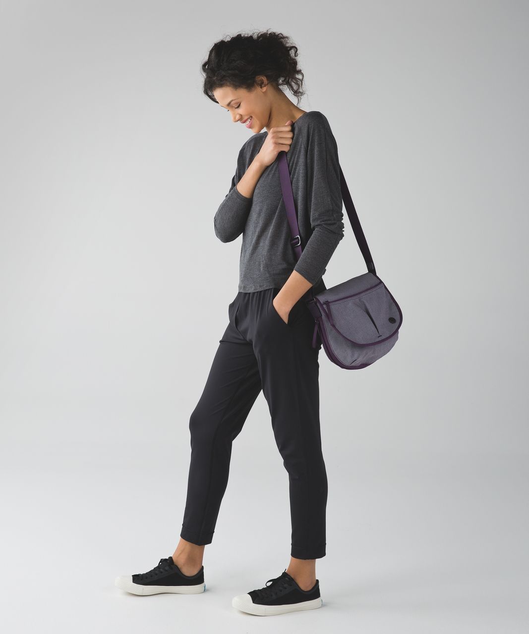 Lululemon The Essentials Bag - Deep Zinfandel / White